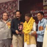 photo1645678204-23-150x150-f87c5fc3