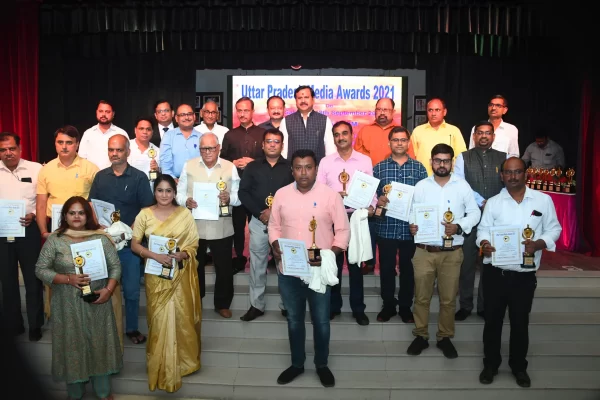 DlcrYBGVZ_vhZLf6vW1vA