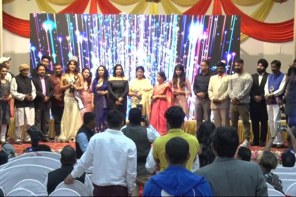 ut-ms8xskL4Sz82__Pzp1